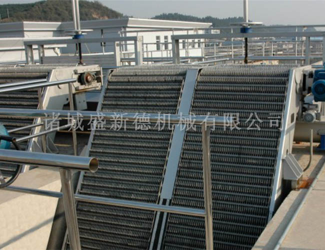 JLGS系列機械格柵除污機